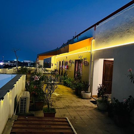 The French Villa Elite Pondicherry Esterno foto