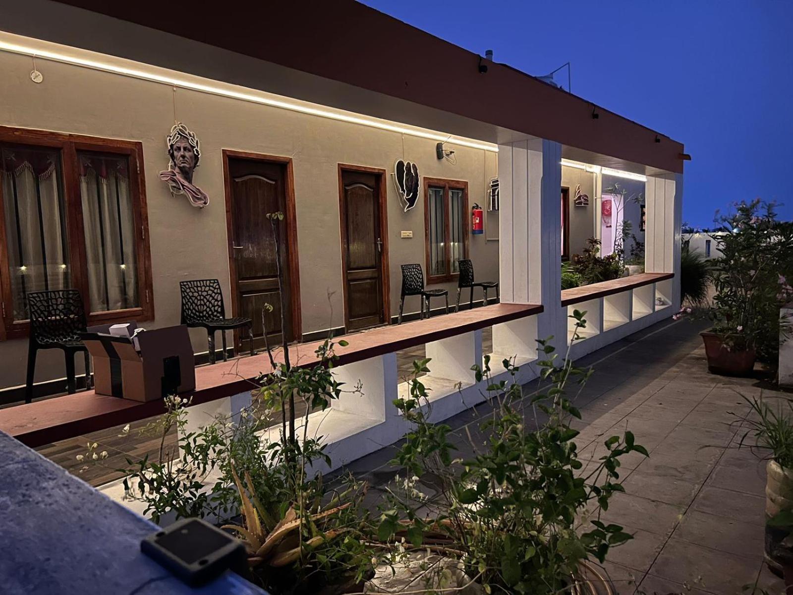 The French Villa Elite Pondicherry Esterno foto